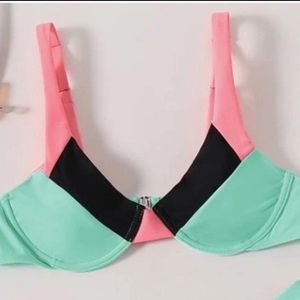 Womens Medium Swim Bikini Top